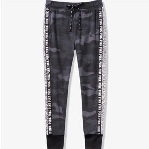 PINK Camo Joggers - M